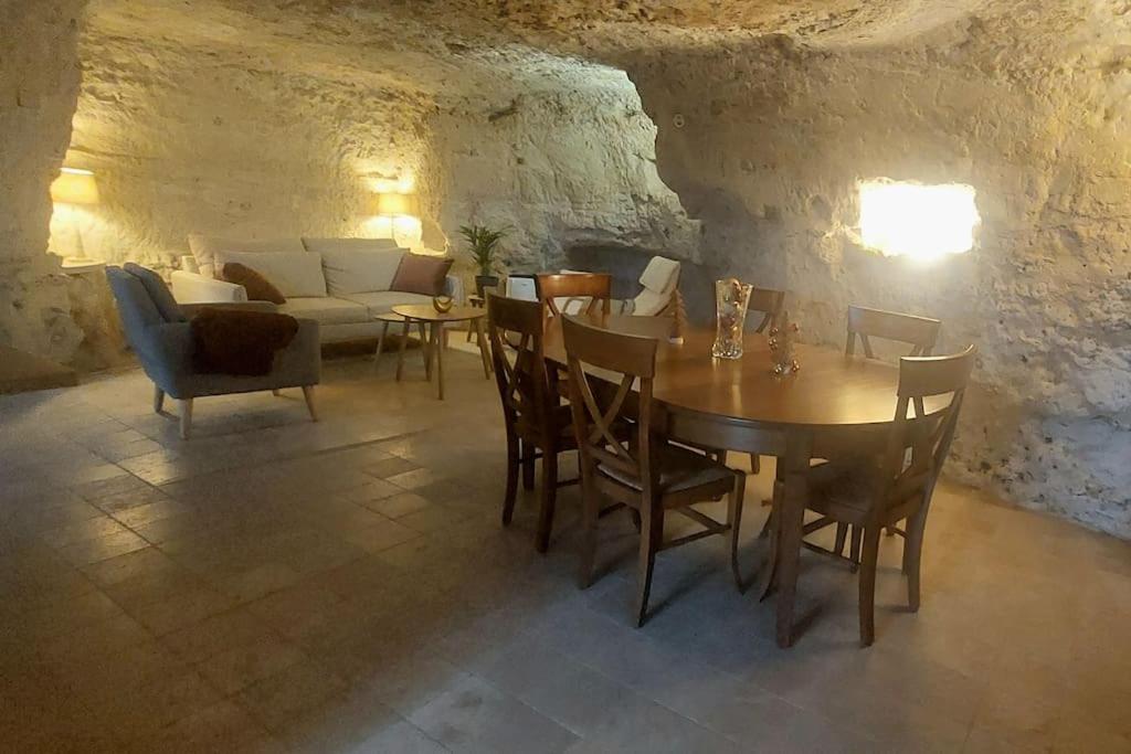 Troglo Entre Caves Et Chateaux Montlouis-sur-Loire Zewnętrze zdjęcie