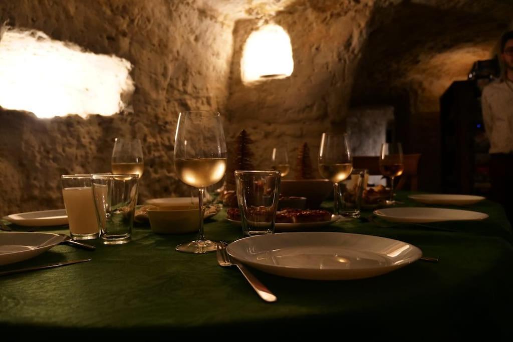 Troglo Entre Caves Et Chateaux Montlouis-sur-Loire Zewnętrze zdjęcie